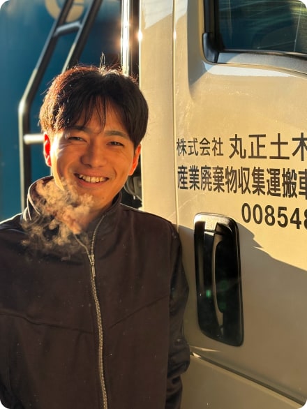 仕事では分からないことはすぐに教えてもらえる環境です